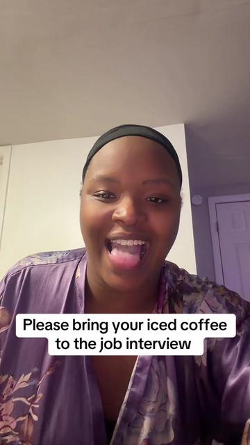 @justalkinggg