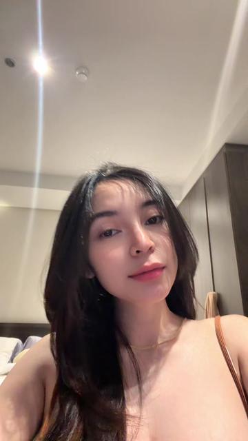@maevianna