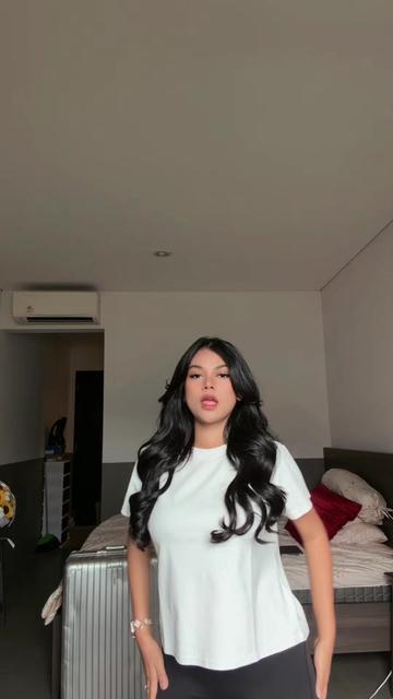 @Kikinii