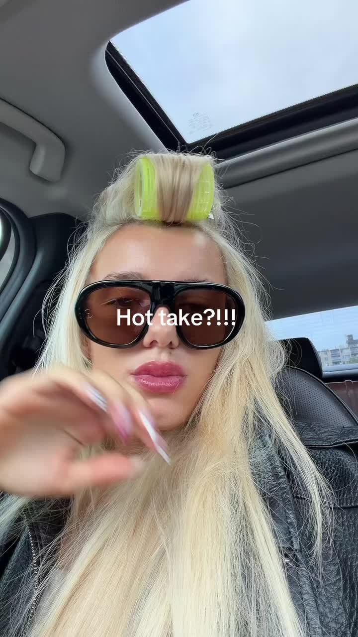 @Kylievhair