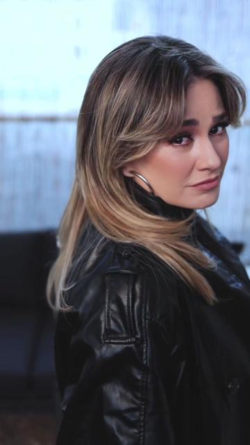 @lajosa