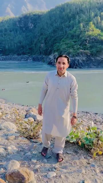 @WAQAR AHMAD ❤️love botany 🌴