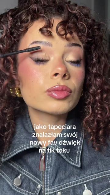 @CURLYBROWNIE• hair, GRWM •