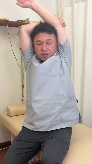 @おかだ先生/猫背矯正専門