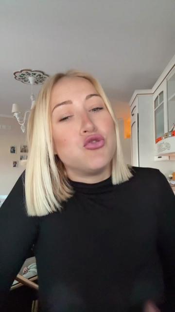 @Jennifer🌶️