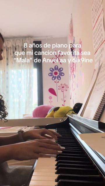 @Mariaaa_13