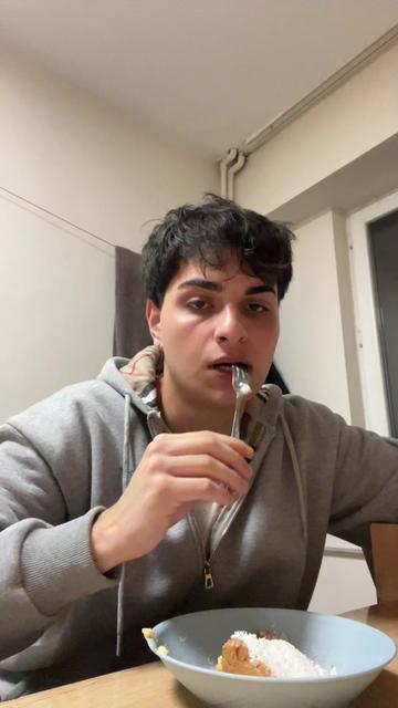 @Sosyoflex