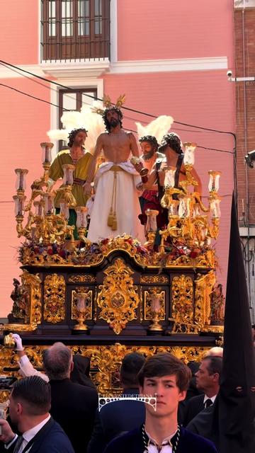 @ElPuentedeTriana