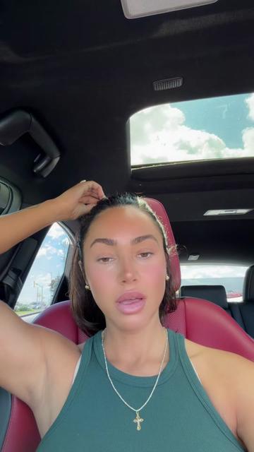 @yapwithjuliana