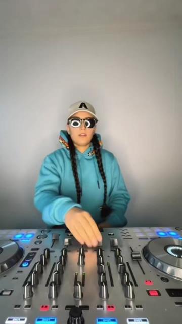 @DJ Amrita