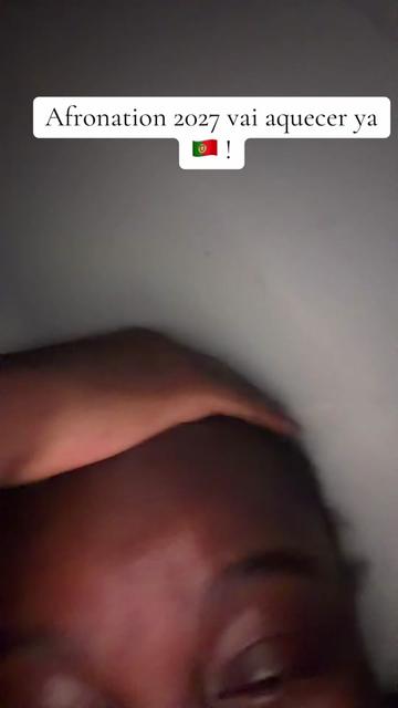 @Eleniaax