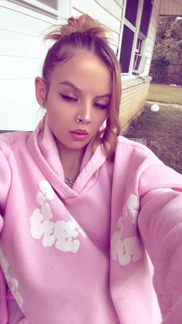 @𝒮𝒶𝓋𝒶𝓃𝒶𝒽 💘
