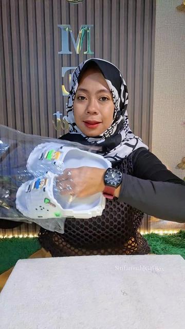 @Siti Fatimah|Gift Box