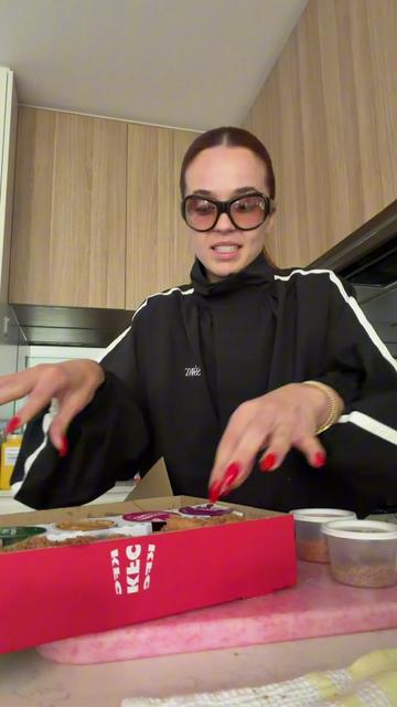 @Adelle Petropoulos