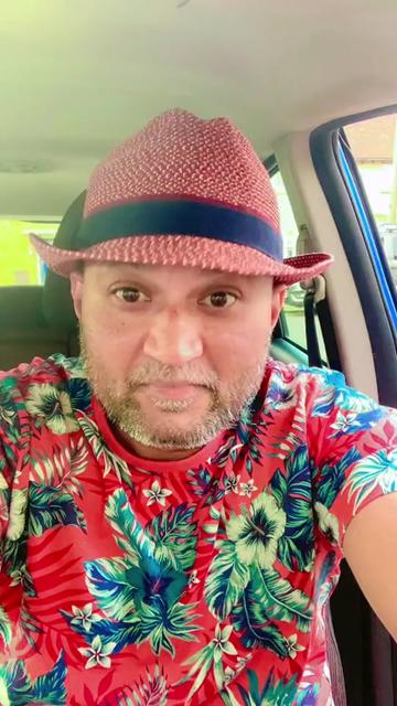 @Vinomas🇬🇧uk✝️🎤🎧