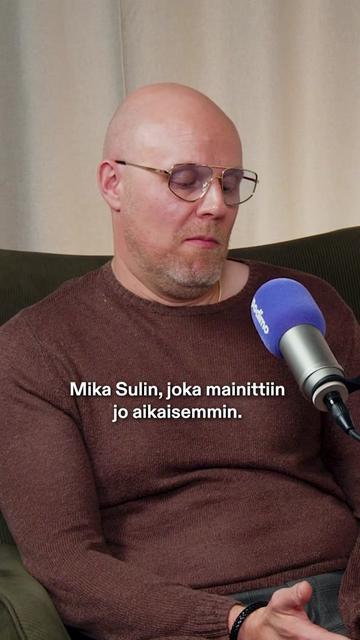 @Aki Linnanahde Talk Show