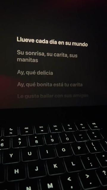 @[🎧]