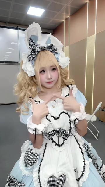 @Tsuwii Tuyết Quỳnh