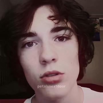 @️