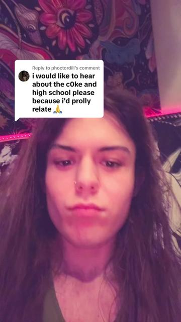@lilh0m0fr