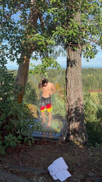 @charlie⛰️