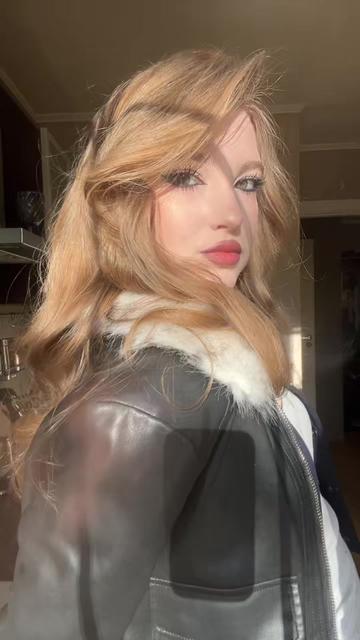 @мельникова