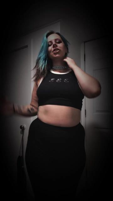 @buzzedqueen