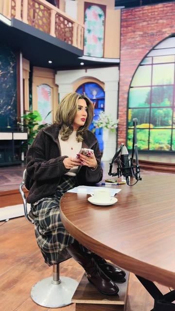 @عائشہ بٹ آفیشل