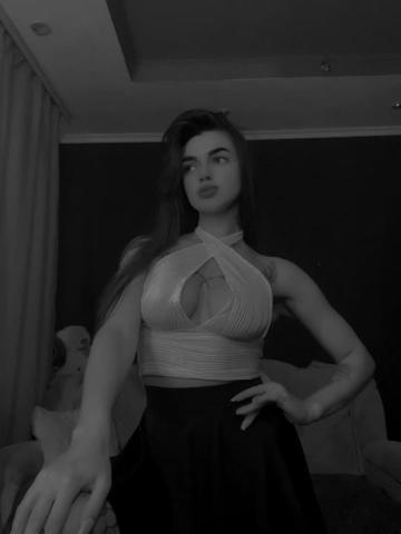 @Alina🦋✨
