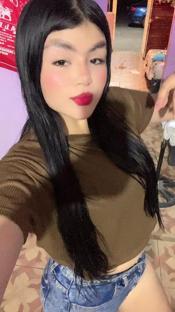 @Its_Leislani🍓