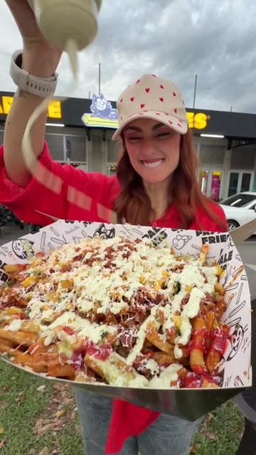 @LolaCarolaFood