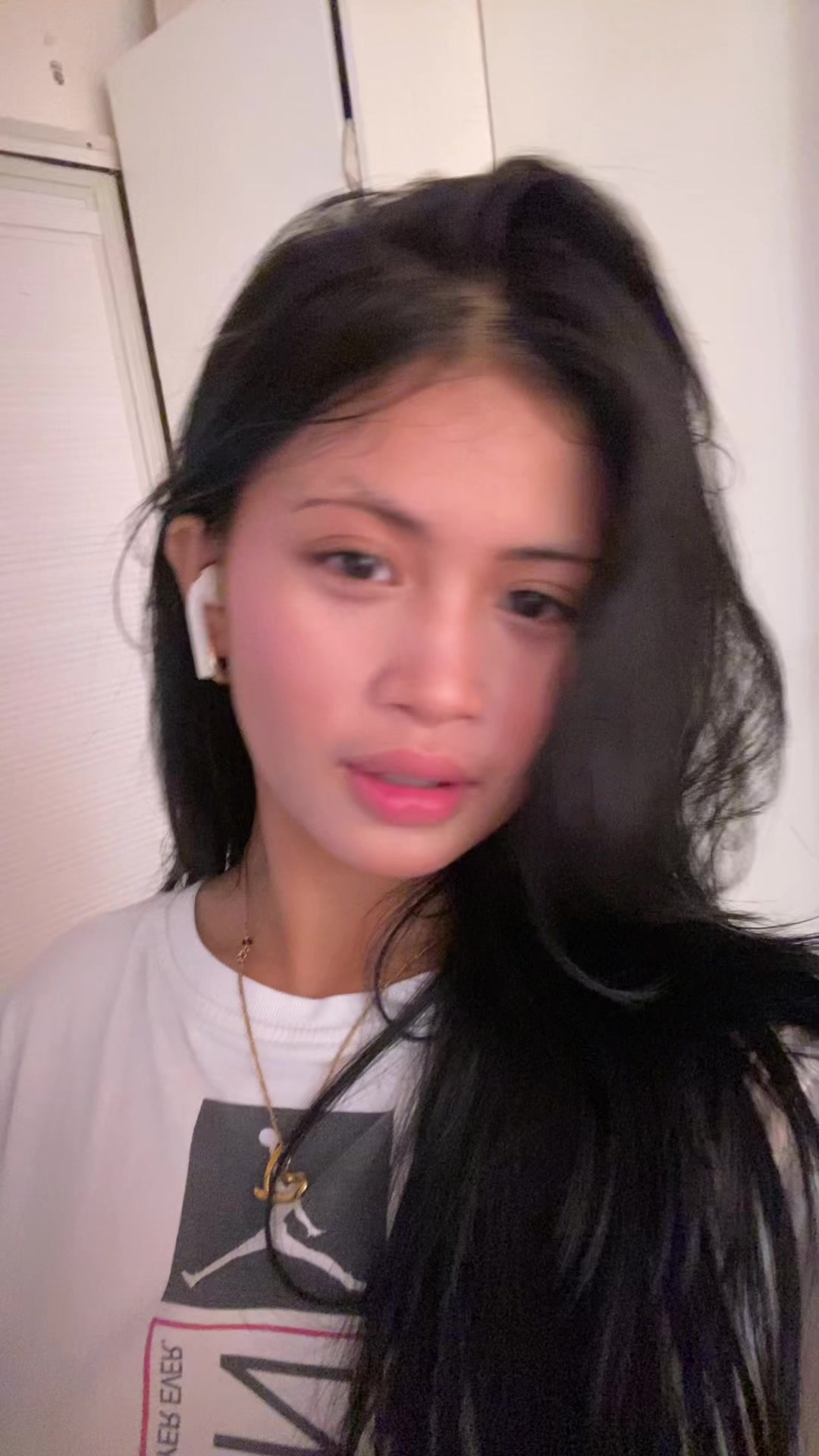 @🐰