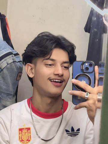 @𝐋𝐮𝐜𝐜𝐤𝐲𝐲𝐲 