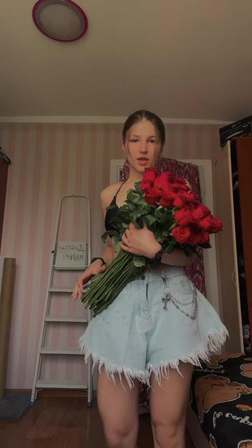@lilyshizz
