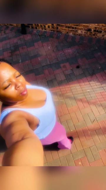 @Kenotshi Nonosi_Dlamini