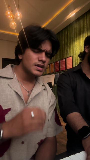 @Dawood_sings