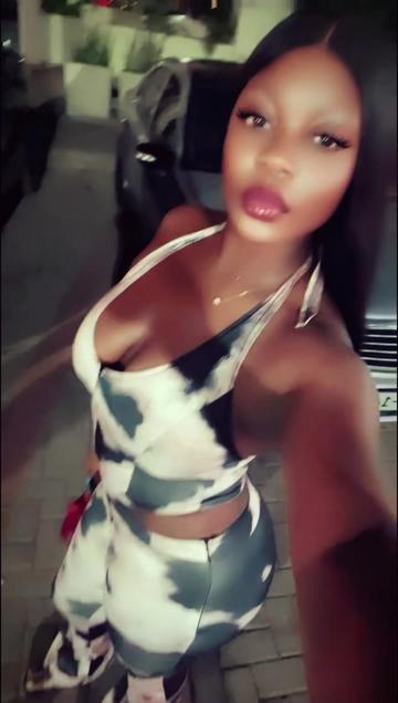 @Iam Esty 🦄