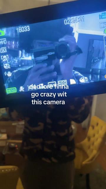 @nelaFinds