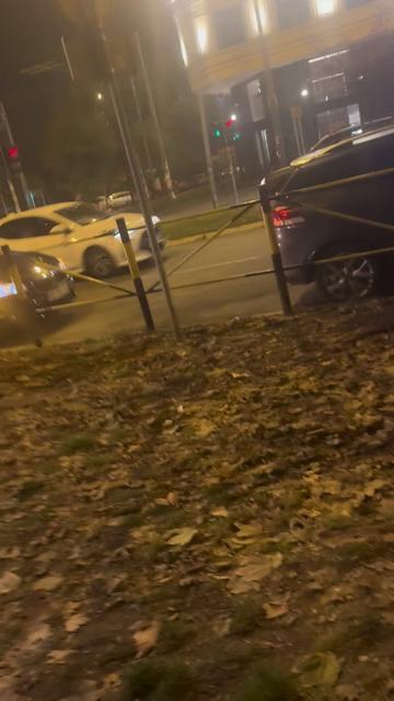 @Lena