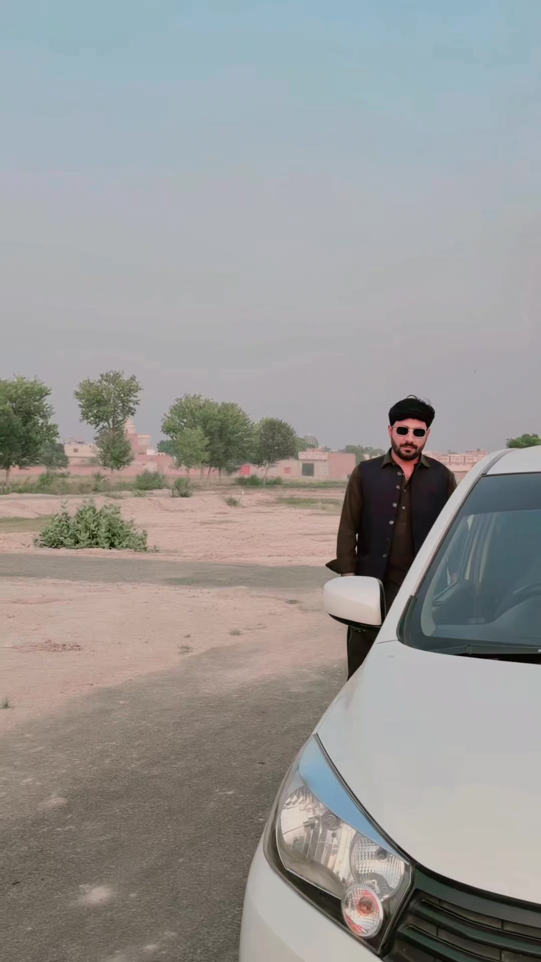 @👑عزیر~Pathan🤍🌼
