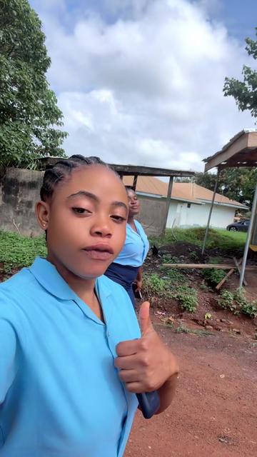 @Madam Bronii🤭🤍💎👩🏫🌎