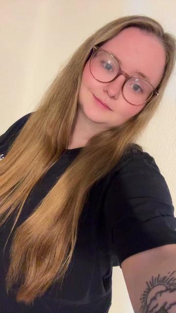 @Karelia 🌸🦋