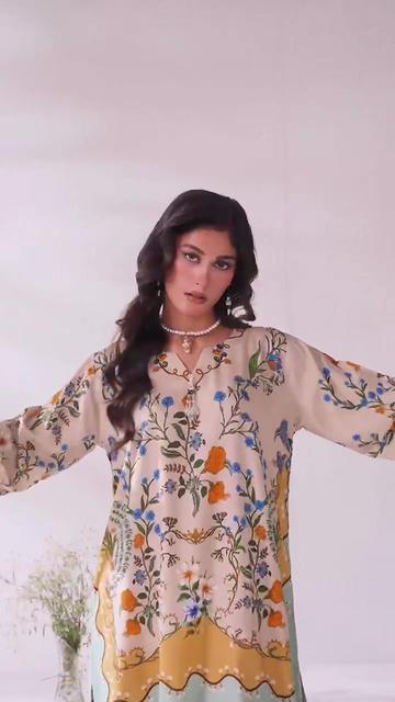 @Aina__couture