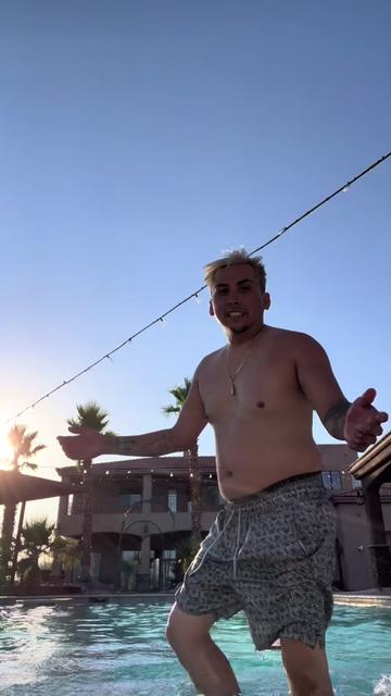 @johnnybnepfew