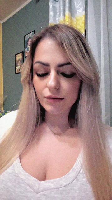 @AneCia