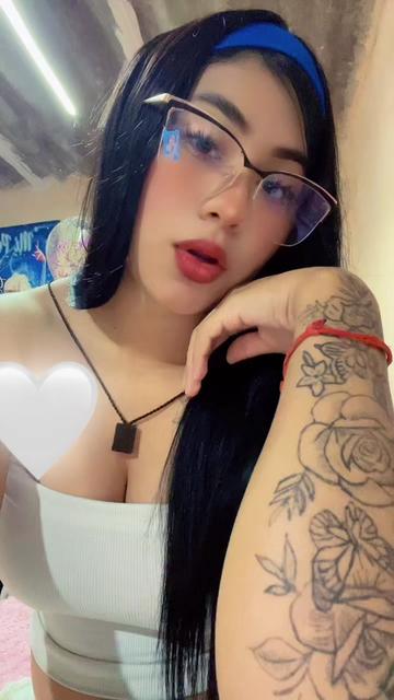 @Kxrlä kënnëdy