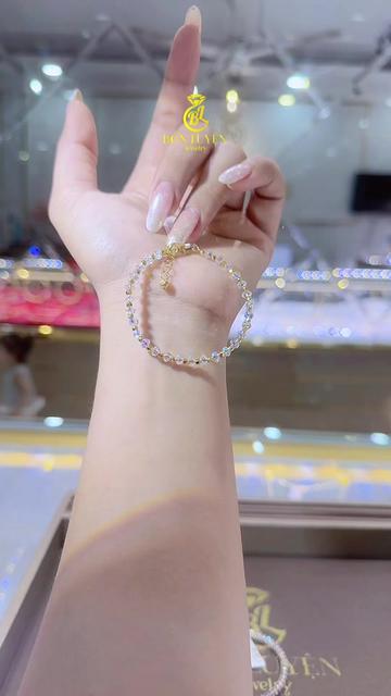 @Bốn Luyện Jewelry