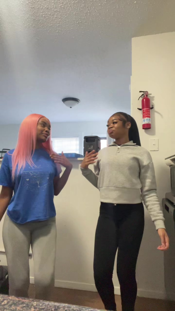 @Juicy.j