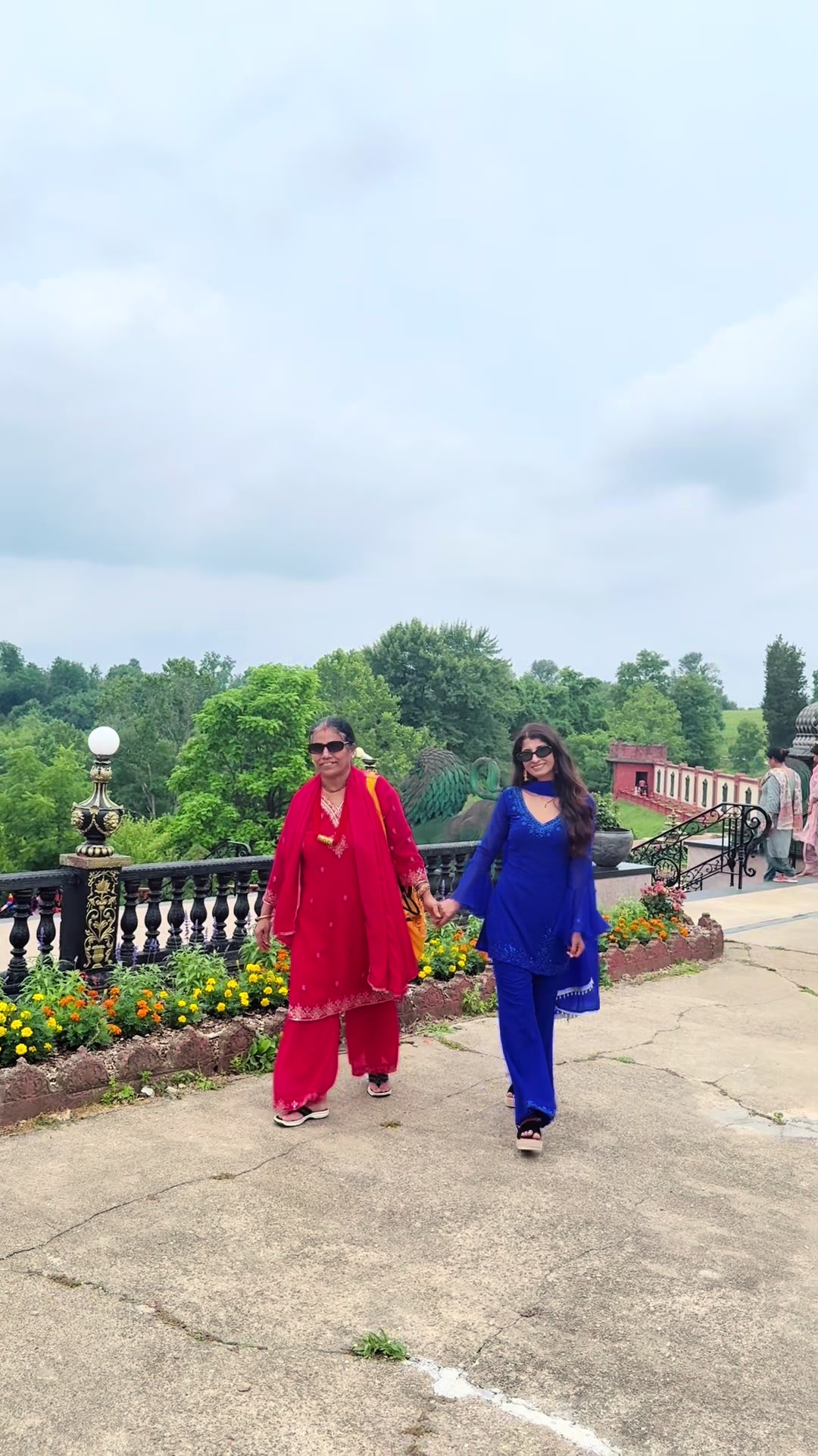 @Meena🧿