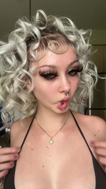 @2pretty4ademon